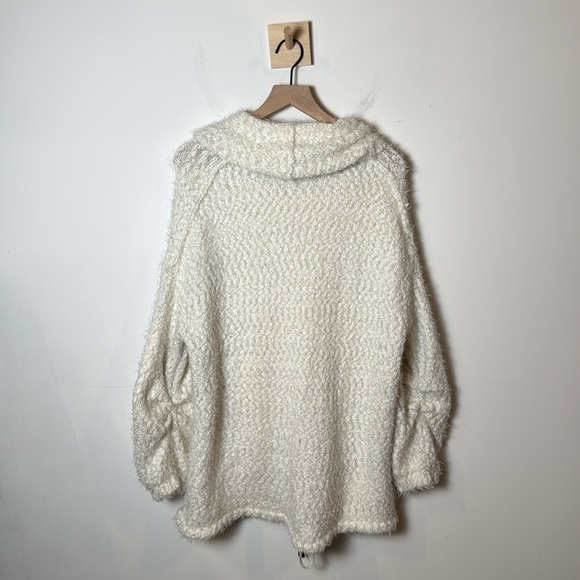 New Directions Studio Women’s Cowl Neck White Sweater With Kangaroo Pocket XL - Picture 6 of 9